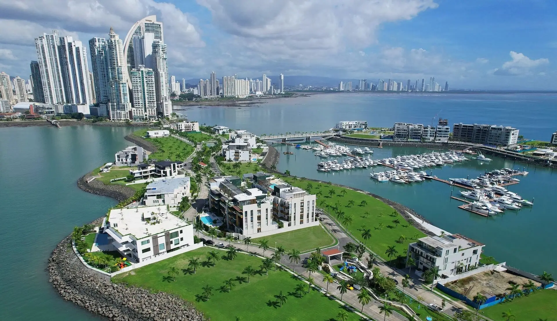 Luxury real estate investment in panama if you live in Canada
