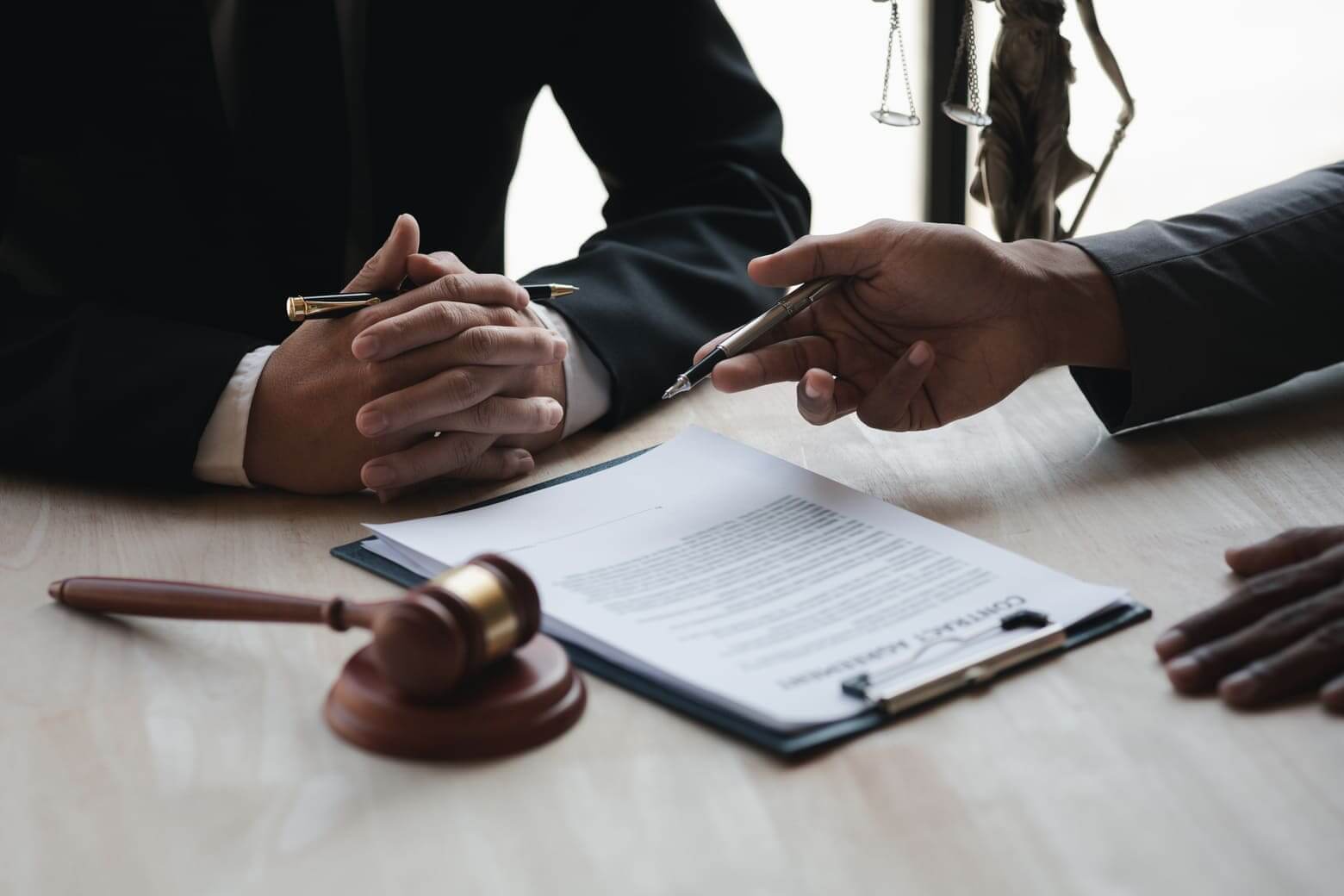 Legal Solutions: helping United Kingdom residents establish offshore companies in Panama